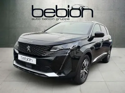 Gebraucht Peugeot 5008 Allure 131 PS (96 kW) 2023 Metfa schwarz perla SUV