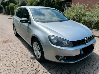 Gebraucht VW Golf VII Match 105 PS (77 kW) 2012 Grau Limousine