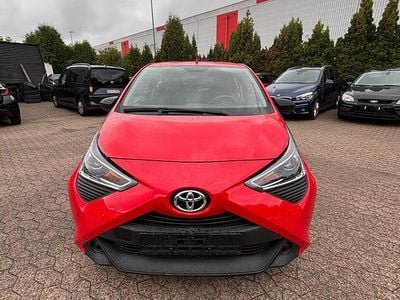 Gebraucht Toyota Aygo 72 PS (52 kW) 2021 Rot Kleinwagen