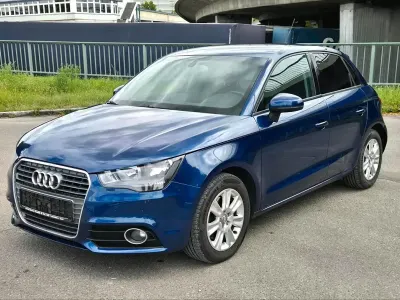 Gebraucht Audi A1 105 PS (77 kW) 2013 Blau Kleinwagen