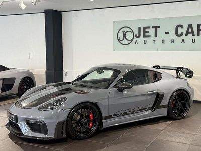 Porsche Cayman GT4