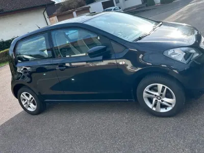 Gebraucht Seat Mii 75 PS (55 kW) 2014 Schwarz Kleinwagen
