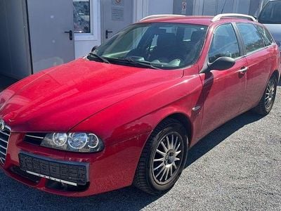 Usata Alfa Romeo 156 140 CV (102 kW) 2006 Rosso Station wagon