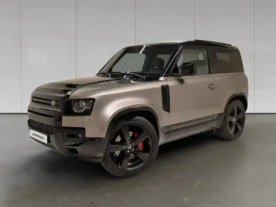 Gebraucht Land Rover Defender 431 PS (317 kW) 2024 Silicon silver SUV