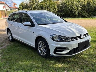 Gebraucht VW Golf VII R-line 150 PS (110 kW) 2020 Weiß Kombi