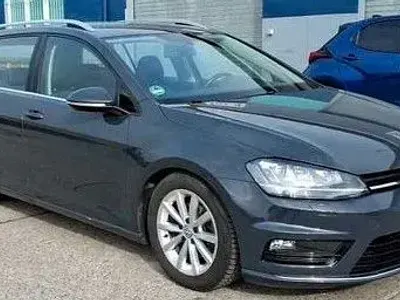 Second-hand VW Golf VII Highline 150 CP (110 kW) 2016 Gri Break