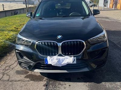 Gebraucht BMW X1 Sport Line 150 PS (110 kW) 2022 Schwarz SUV