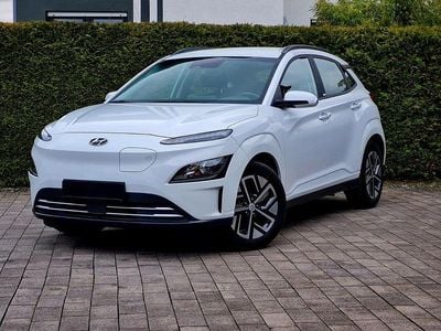 Weiß Gebraucht 2021 Hyundai Kona Select SUV | 16.499 € (Fairer Preis)