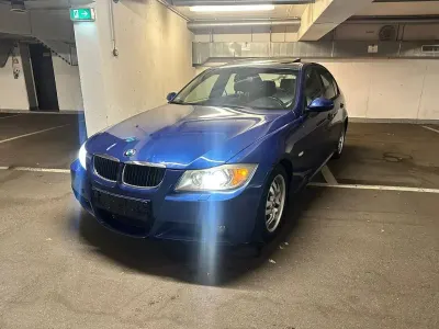 Gebraucht BMW 320 M Sport 163 PS (119 kW) 2007 Blau Limousine