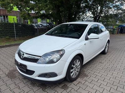 Opel Astra GTC