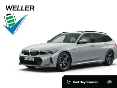 Używany BMW 330e M Sport 292 KM (214 kW) 2025 Szary Kombi