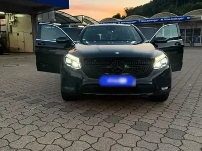 Gebraucht Mercedes GLC250 211 PS (155 kW) 2016 Schwarz SUV