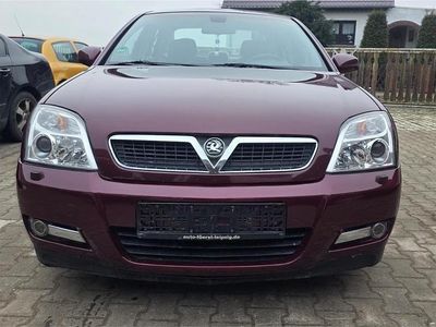 Second-hand Opel Vectra 2003 Roșu Hatchback