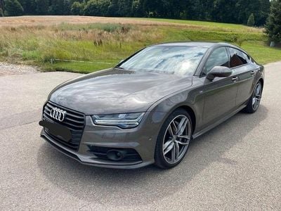 Grau Gebraucht 2015 Audi A7 Sportback Ambiente Kleinwagen | 21.500 € (Fairer Preis)