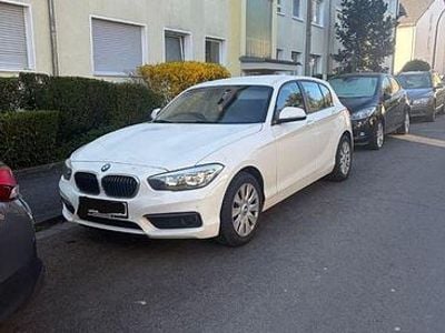 Gebraucht BMW 116 116 PS (85 kW) 2018 Weiß Kleinwagen