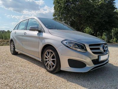 Mercedes B220