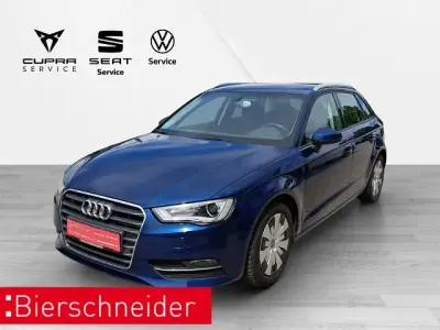 Gebraucht Audi A3 Ambition 150 PS (110 kW) 2015 Blau Limousine