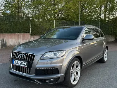 Gebraucht Audi Q7 Comfort 245 PS (180 kW) 2015 Grau SUV