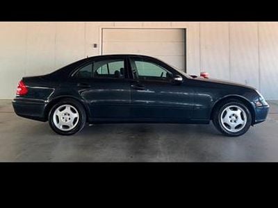 Mercedes E240