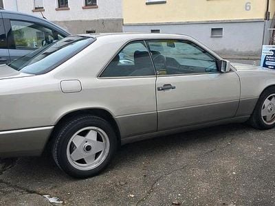 Gebraucht Mercedes 230 132 PS (97 kW) 1989 Grau Coupé