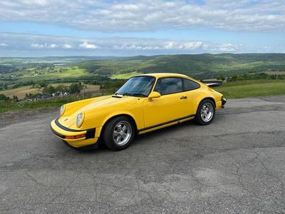 Second-hand Porsche 911S 175 CP (128 kW) 1975 Galben Coupe
