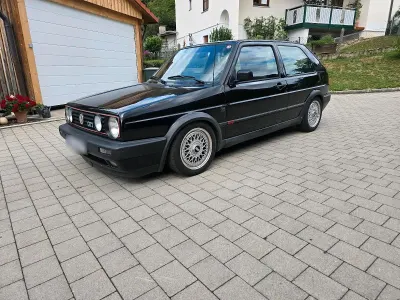 Gebraucht VW Golf II GTI 112 PS (82 kW) 1990 Schwarz Kleinwagen