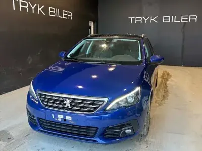 Gebraucht Peugeot 308 SW Allure 131 PS (96 kW) 2020 Blau Kombi