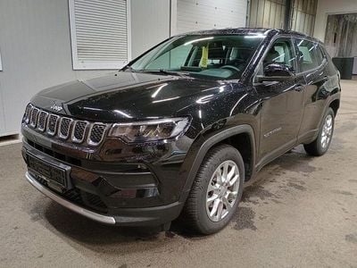 Gebraucht Jeep Compass Altitude 131 PS (96 kW) 2024 Schwarz SUV