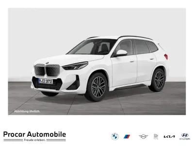 Neu BMW iX1 M Sport 150 kW (204 PS) 2026 Weiß SUV