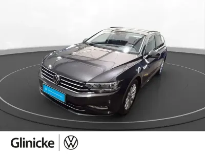 Gebraucht VW Passat Business 150 PS (110 kW) 2024 Mangangrau metallic Kombi