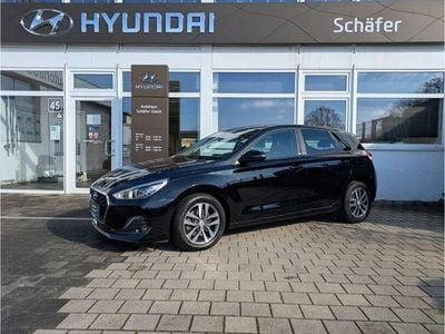 Gebraucht Hyundai i30 YES! 99 PS (72 kW) 2020 Schwarz Limousine