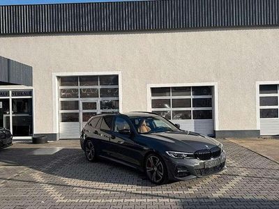 Gebraucht BMW 318 M Sport 156 PS (114 kW) 2021 Dravitgrau metallic Kombi