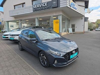 Gebraucht Hyundai i20 Edition 30 101 PS (74 kW) 2022 Grau Kleinwagen
