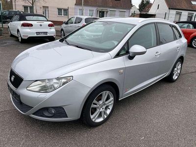 Gebraucht Seat Ibiza ST Copa 105 PS (77 kW) 2012 Eissilber/estrella silver Kombi