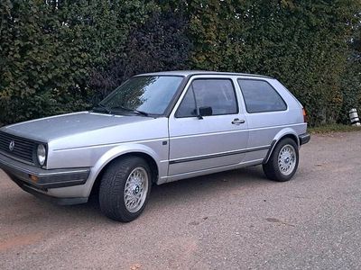 Usata VW Golf II 75 CV (55 kW) 1985 Argento Utilitaria