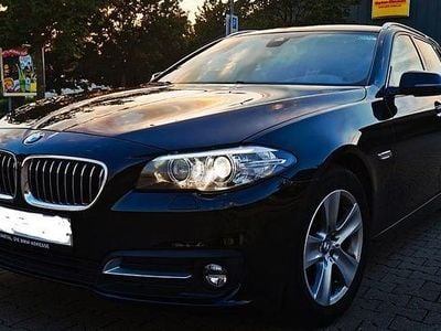 Gebraucht BMW 520 Sport Line 190 PS (139 kW) 2017 Schwarz Kombi