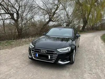 Używany Audi A4 Advanced 163 KM (119 kW) 2021 Czarny Kombi