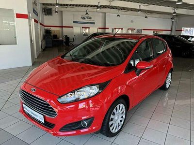 Gebraucht Ford Fiesta Trend 82 PS (60 kW) 2015 Rot Kleinwagen