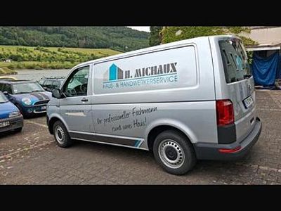 Gebraucht VW Transporter 150 PS (110 kW) 2019 Grau Van