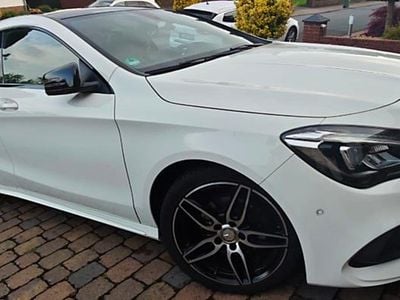 Gebraucht Mercedes CLA180 AMG line 122 PS (89 kW) 2017 Weiß Limousine