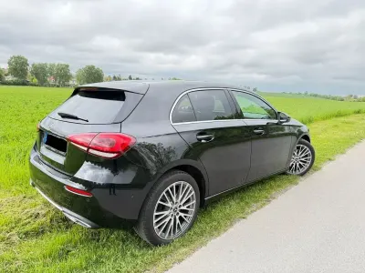 Gebraucht Mercedes A200 Advanced 150 PS (110 kW) 2021 Schwarz Limousine