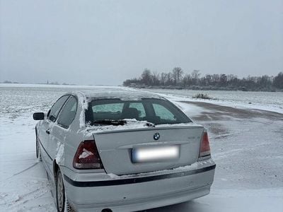 Second-hand BMW 318 116 CP (85 kW) 2003 Argintiu Berlinǎ