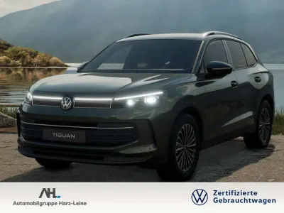 Gebraucht VW Tiguan Goal 150 PS (110 kW) 2025 Grün SUV
