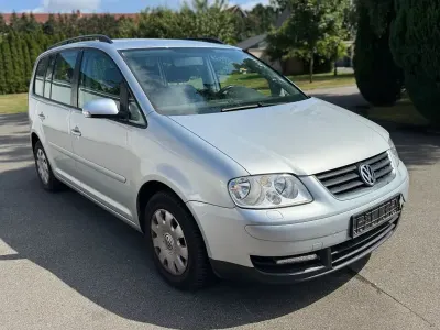 Gebraucht VW Touran Trendline 105 PS (77 kW) 2006 Silber Van / Kleinbus