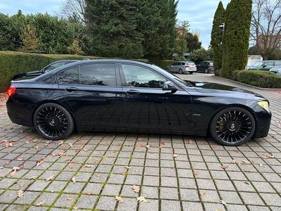 Gebraucht BMW 740 M Sport 306 PS (225 kW) 2010 Schwarz Limousine