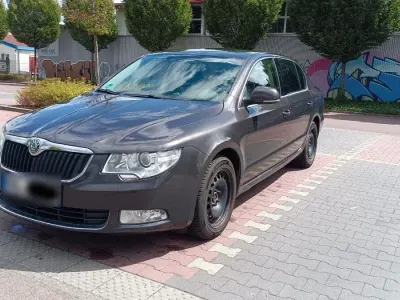 Gebraucht Skoda Superb 170 PS (125 kW) 2010 Braun Limousine