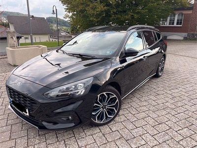 Schwarz Gebraucht 2019 Ford Focus ST-Line Kombi | 14.999 € (Fairer Preis)