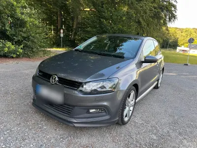 Gebraucht VW Polo R-line 90 PS (66 kW) 2016 Grau Kleinwagen