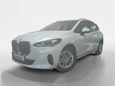Gebraucht BMW 218 Active Tourer Efficient Dynamics 150 PS (110 kW) 2024 Schwarz Van / Kleinbus