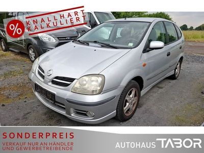 Nissan Almera Tino